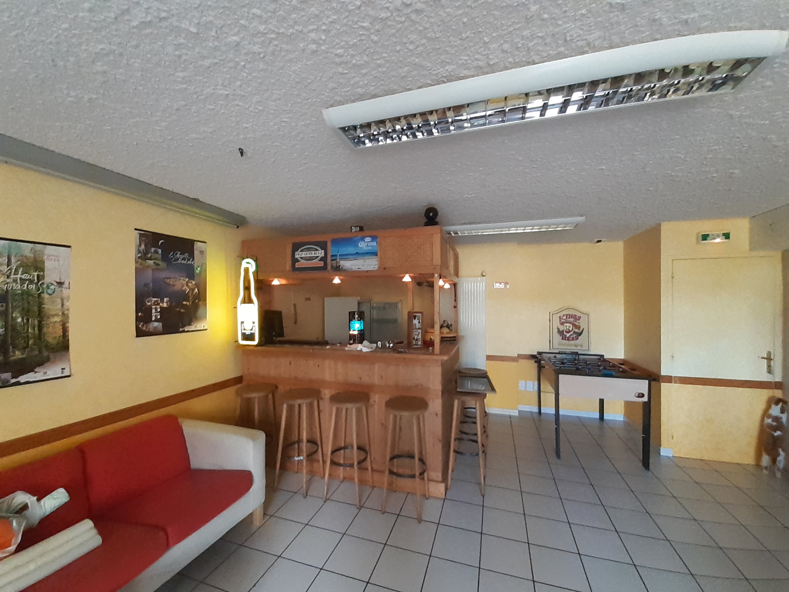 La grande salle est accessible a tous nos hotes